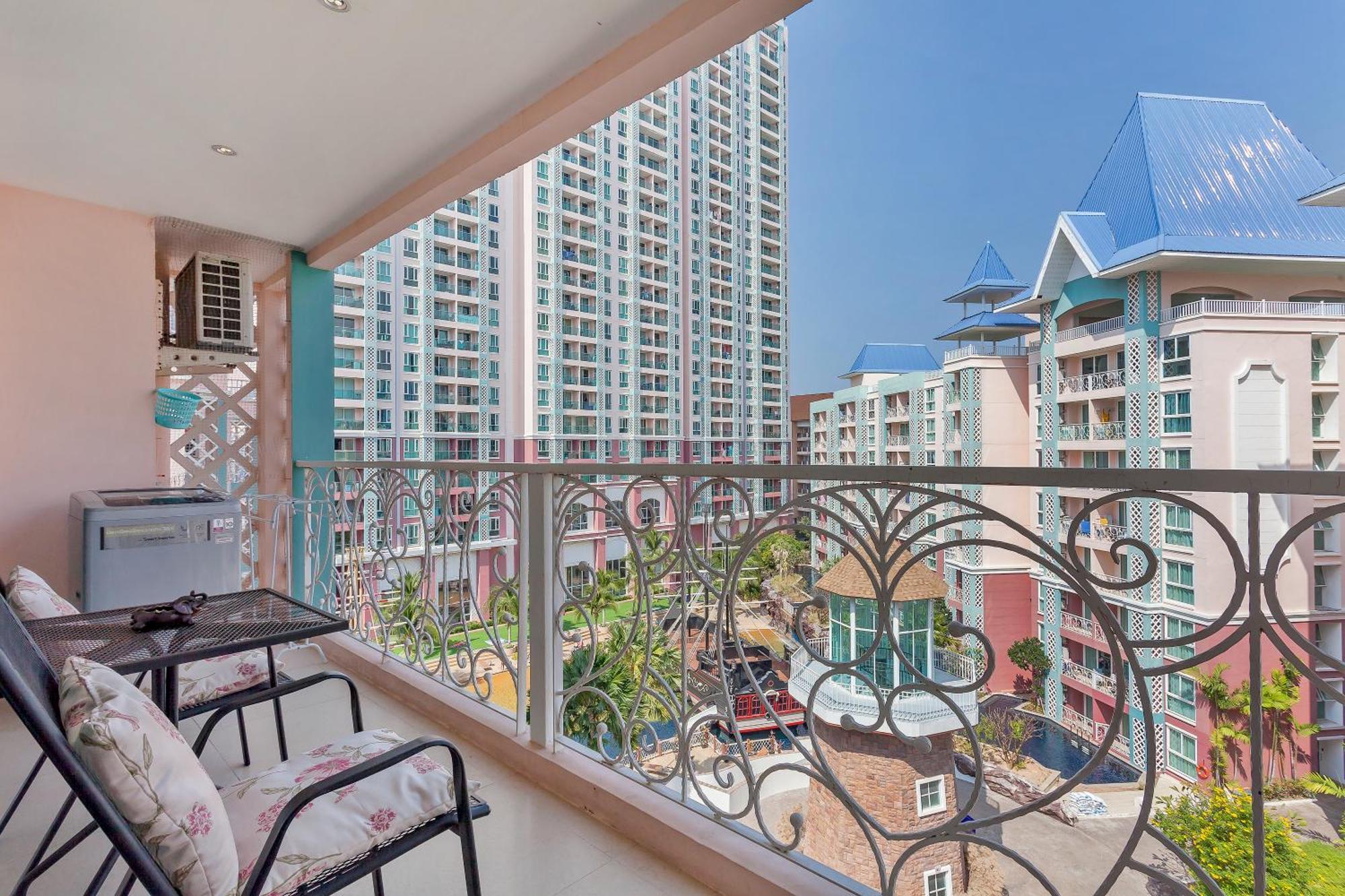 Grande Carribean L Family Stay L Pattaya L Luxury Views & Comfort 객실 사진