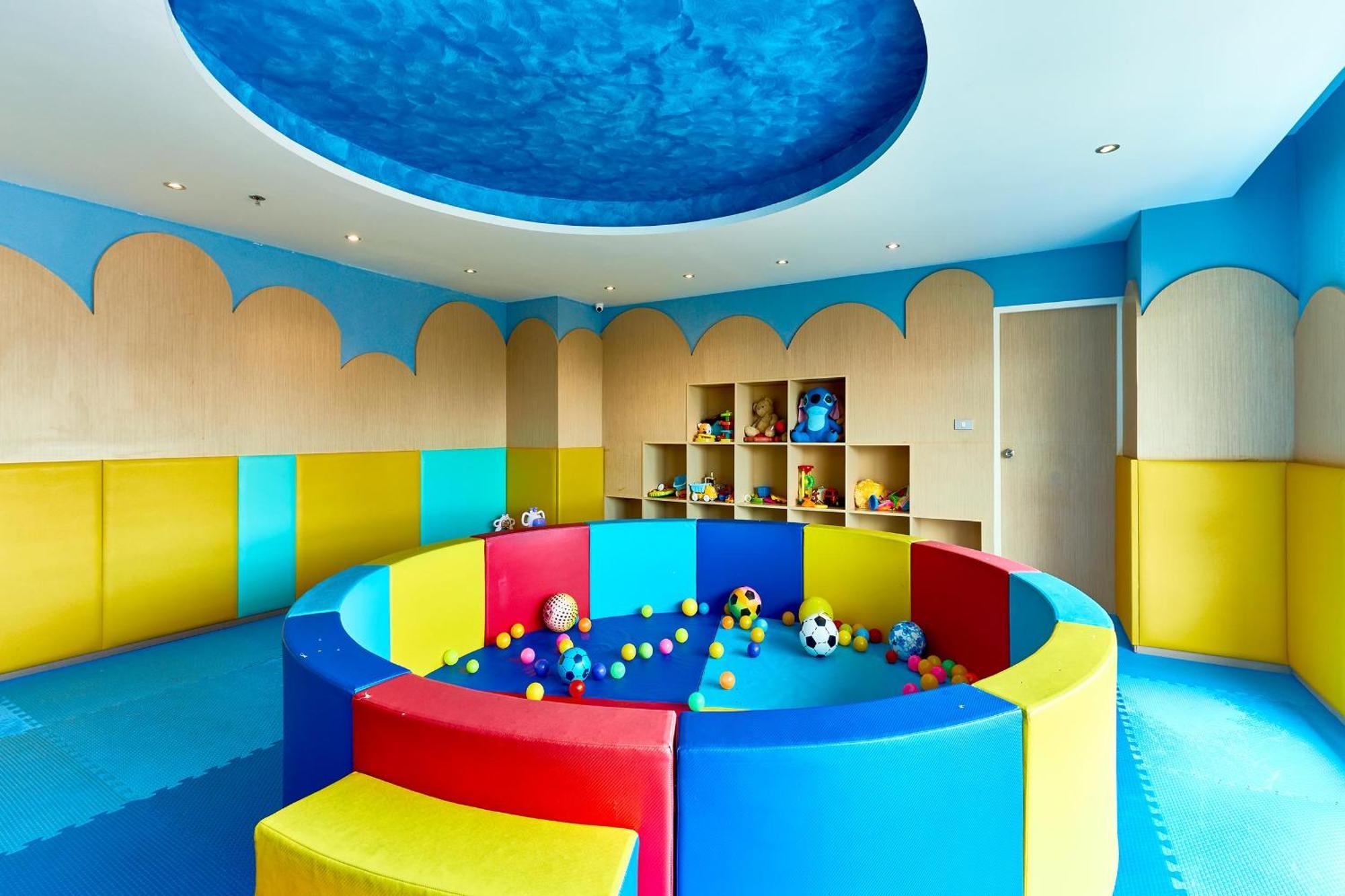Grande Carribean L Family Stay L Pattaya L Luxury Views & Comfort 객실 사진